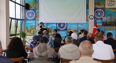 Bursa’da Çiftçilere Budama ve Çilek Yetiştiriciliği Eğitimi