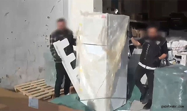 Buzdolabı Kargosunda Kaçak Madde Şoku