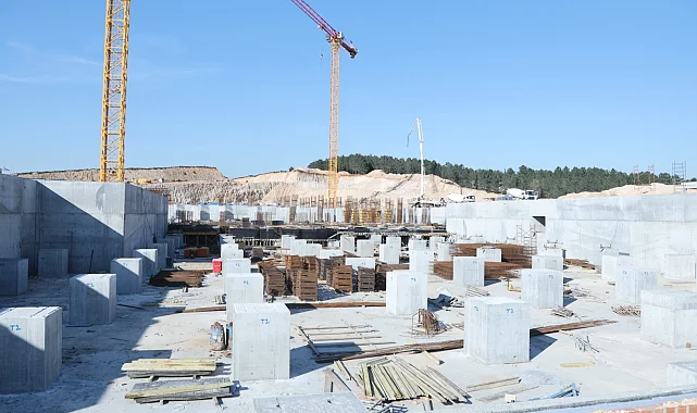 Çayırova'da hastane inşaatını GTÜ'lü öğrencilerden yakın mercek