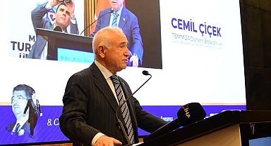 Cemil Çiçek Malatya'da 'Özallı Yıllar'da konuştu