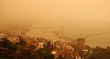 Çöl Tozları Gökyüzünü Kızıl Yaptı