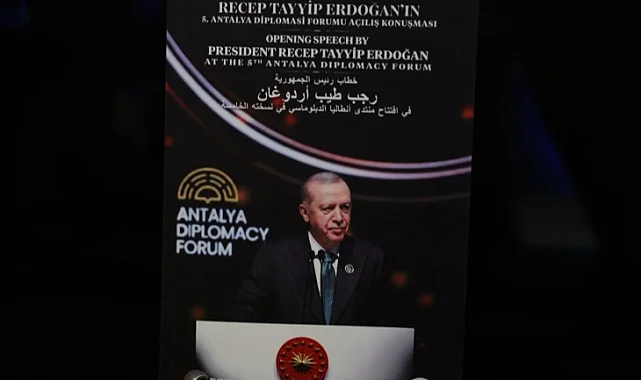 Cumhurbaşkanı Erdoğan'ın ADF konuşması kitabı 3 dilde yayında