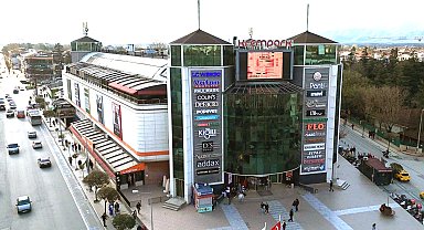 Düzce'de Krempark AVM'ye mühür!