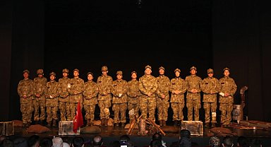 Erzurum'da Çanakkale ruhu sahneye taşındı