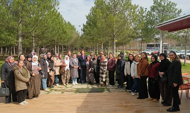 Eskişehir'de Mihalgazili kadınlar Başkan Ünlüce ile buluştu