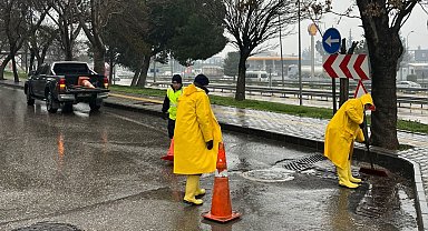 Gaziantep Büyükşehir yağışlara karşı sahada