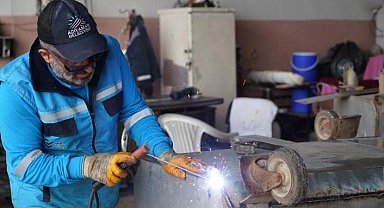 Hurdalar çöp konteyneri oldu