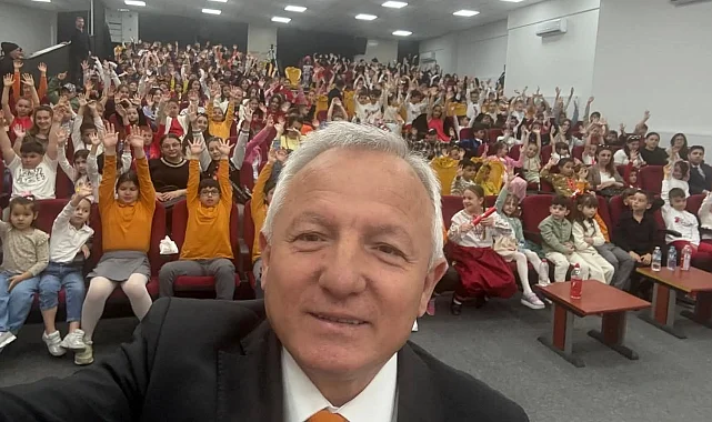 İpsala'da çocuklara sinema keyfi