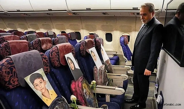 İran Heyetinin Uçağında Dikkat Çeken Mesaj