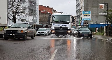 İstanbul Maltepe'de bahar temizliğine devam
