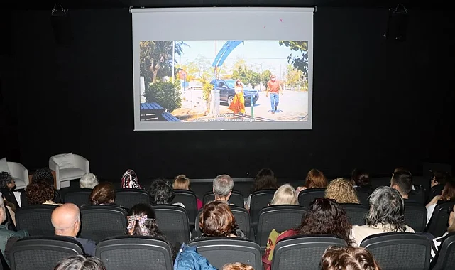 İstanbul Maltepe'de 'Narperi'nin Bileziği' gösterildi