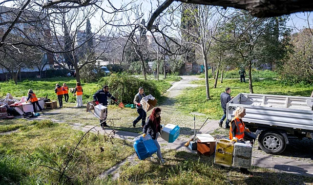 İzmir Bornova'da "Kedili Park" yeniden güvenli hale geldi