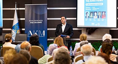 İzmir Narlıdere'de 3. Yaş Üniversitesi