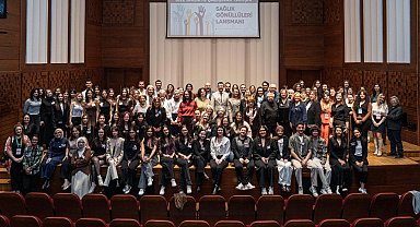 İzmir'in gönüllü sağlıkçıları sahaya iniyor