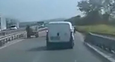 Karacabey’de Karayolunda Şoke Eden Görüntü