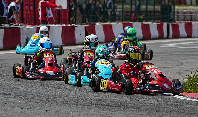 Karting sezon açılışında büyük çekişme