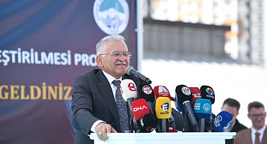 Kayseri Büyükşehir'den emeklilere 10 bin liralık destek