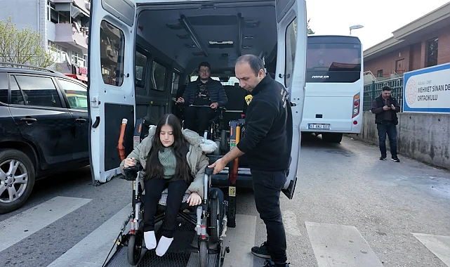 Kocaeli'de 'Engelsiz Taksi' hayallere köprü oldu