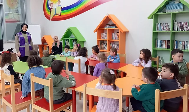 Koceli'de İZGİM Çocuk Kütüphanesi, öğrencileri ağırladı