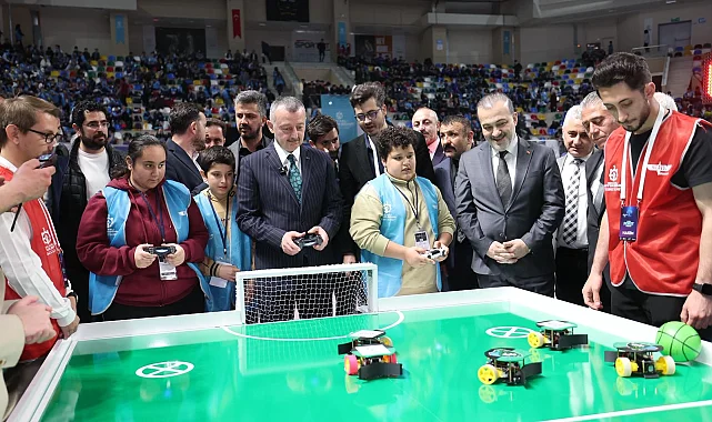 KODELİG'26 Ulusal Robot Yarışması başladı