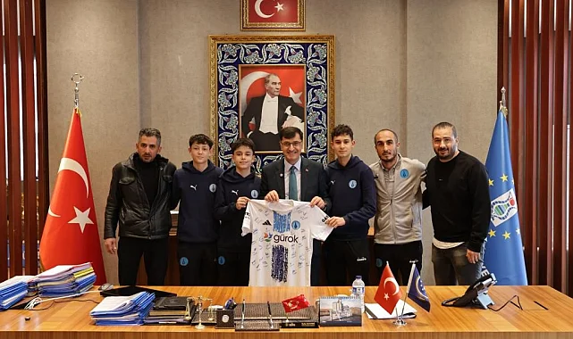 Kütahyaspor U-15'ten namağlup şampiyonluk