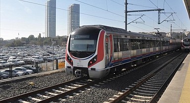 Marmaray'da intihar girişimi! 