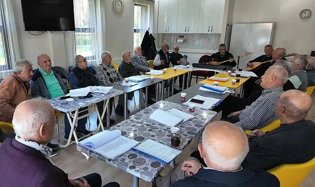 Mustafa Kumlu Ulu Çınarlar Yaşlı Yaşam ve Dayanışma Merkezi ikinci bahar yaşatıyor