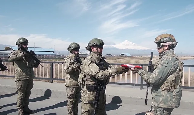 Nahçıvan askerleri tatbikat için Türkiye'de