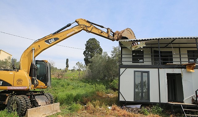 Nilüfer Belediyesi’nden Gölyazı’da Kaçak Yapı Operasyonu