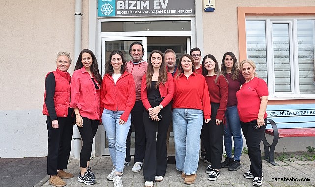 Nilüfer Belediyesi’nden Otizm Farkındalığı İçin Kırmızı Giyme Etkinliği
