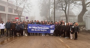 Nilüfer’de Kanser Haftası Kapsamında Doğa Yürüyüşü Düzenlendi