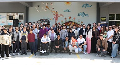 Nilüfer’de “Seramik Dayanışma Duvarı” Açıldı