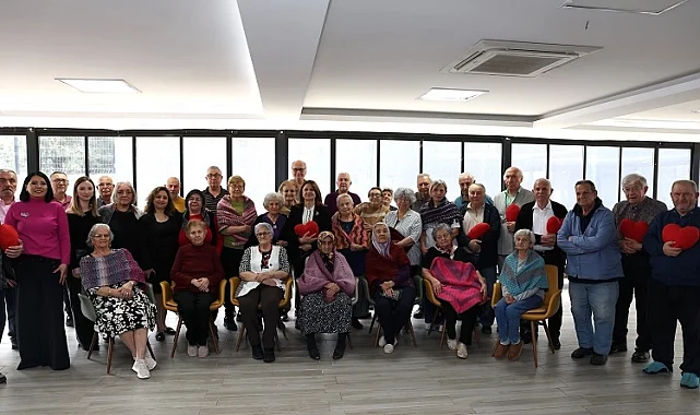 Nilüferli kadınlardan huzurevine gönül köprüsü