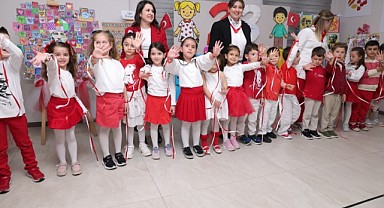 Osmangazi’de 23 Nisan Coşkusu Kreşlerde Renkli Gösterilerle Kutlandı