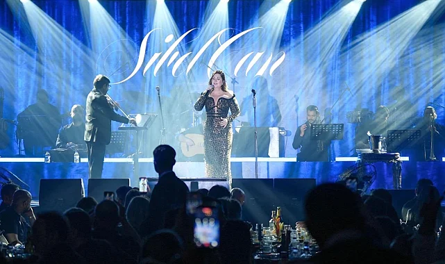 Sibel Can Yavru Vatan'da büyüledi