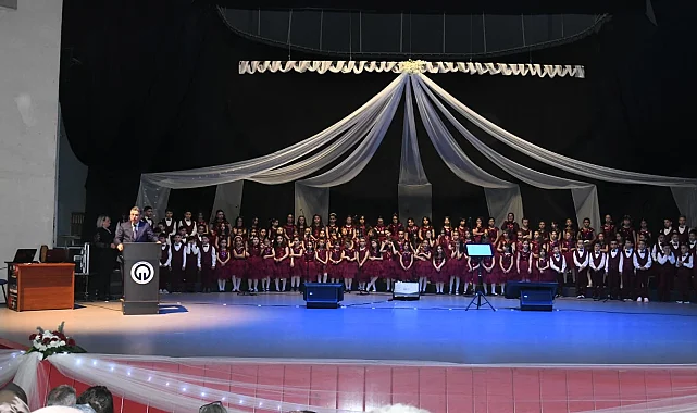 Trabzon'da miniklerden anlamlı sosyal sorumluluk konseri