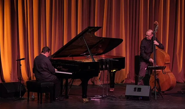 Uğur Güneş Trio'dan unutulmaz performans