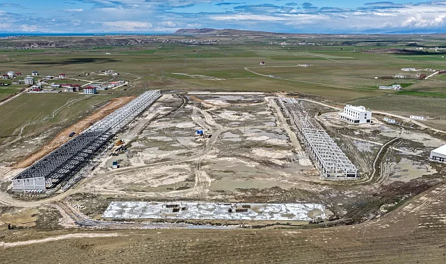 Van sebze haline kavuşuyor