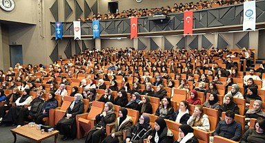 Yıldırım Belediyesi’nden YKS’ye Hazırlanan Öğrencilere Ücretsiz Motivasyon Semineri