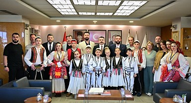 YILDIRIM’DA 23 NİSAN COŞKUSU SINIRLARI AŞTI