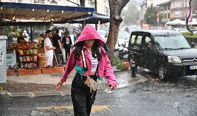 Yurt Genelinde Gök Gürültülü Yağış