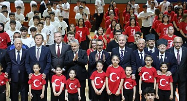 19 Mayıs Coşkusu İnegöl’de Meydanlara Taştı