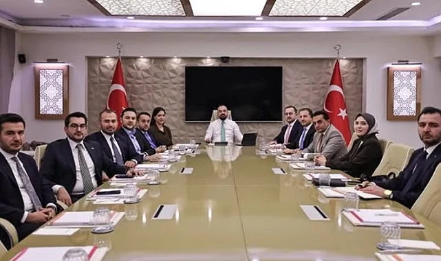 AK Parti'de Faruk Acar farkı
