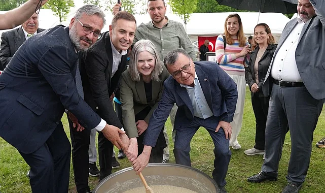 Almanya'da Balıkesirliler Hıdrellez'de bir araya geldi
