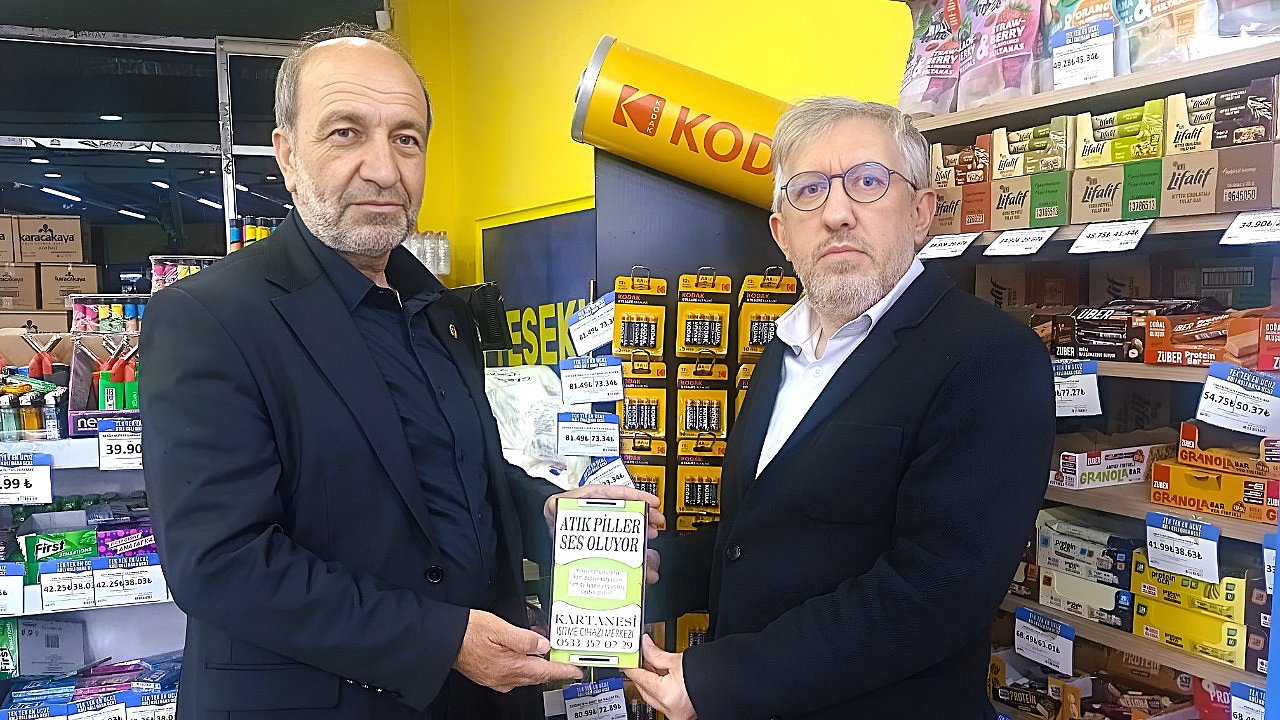 Bursa Basın Bülteni Ekler 09:59 (55 dakika önce) Alıcı: bcc: ben Bursa’da Örnek Dayanışma: Yerel Marketlerden Atık Pil Hamlesi