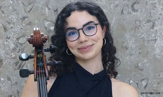 BUÜ Mezunu Müzikologdan Tarihi Başarı