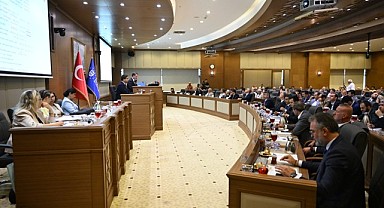 BÜYÜKŞEHRİ BELEDİYESİ’NİN SU FİYATLARINA YÜZDE 100’Ü AŞAN ZAM YAPMA PLANI YILDIRIM BELEDİYE BAŞKANI OKTAY YILMAZ VE CUMHUR İTTİFAKI TARAFINDAN ENGELLENDİ.