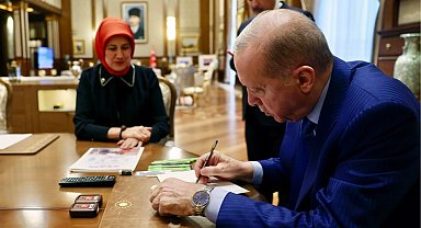Cumhurbaşkanı Erdoğan kurban vekaletini Türk Kızılay'a verdi