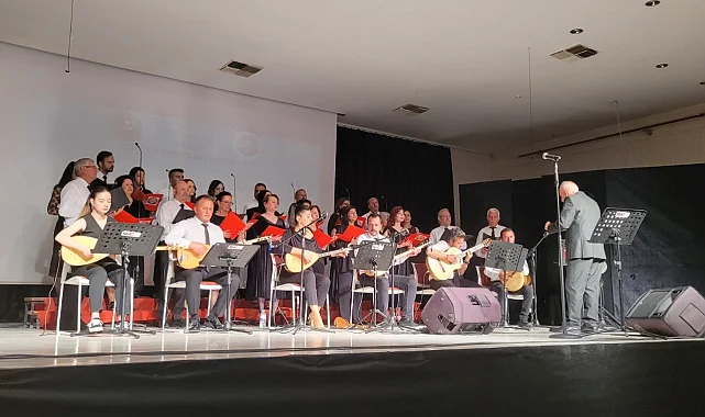 Edirne Keşan'da türkü gecesi büyük beğeni topladı