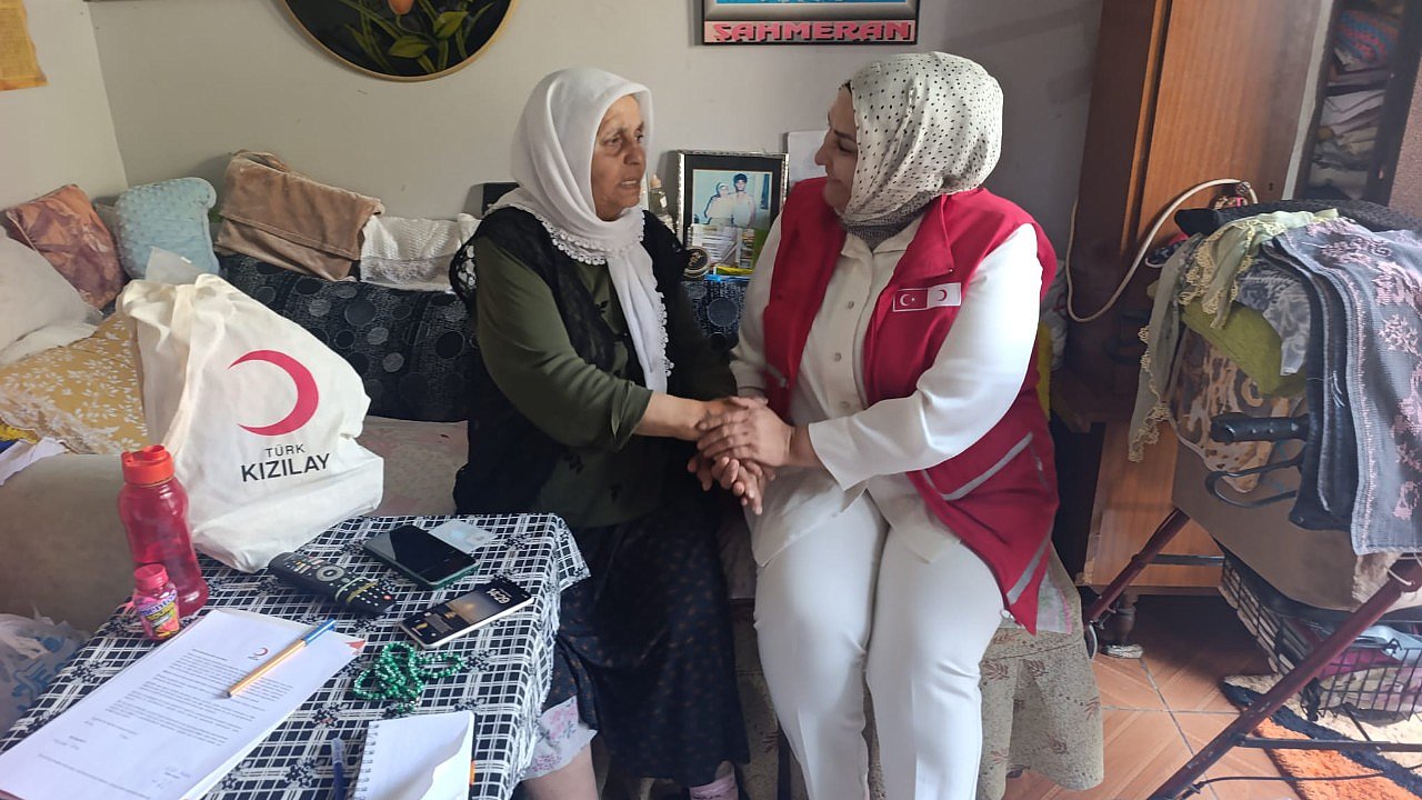 Engelli ve Yaşlı Bireylere Destek İçin Gönüllüler Sahada